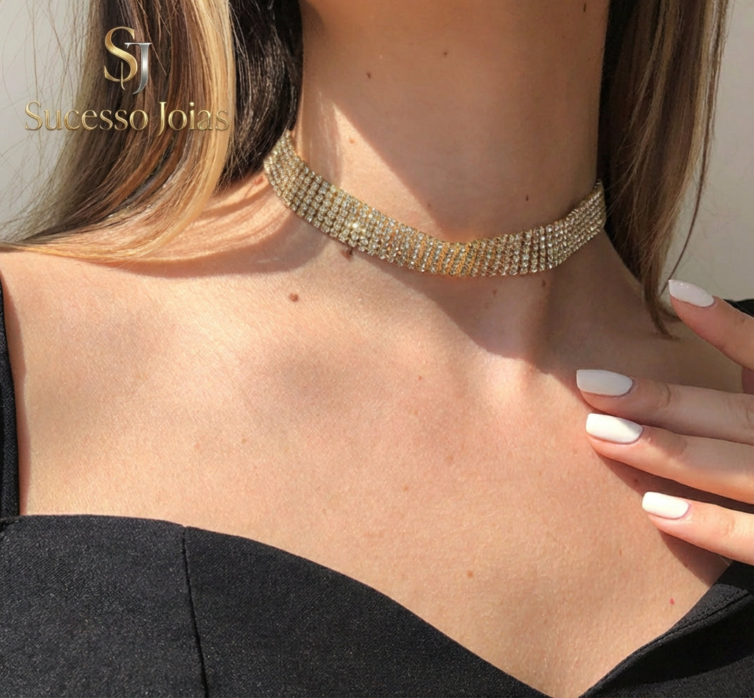Colar Feminino de Strass Luxuoso